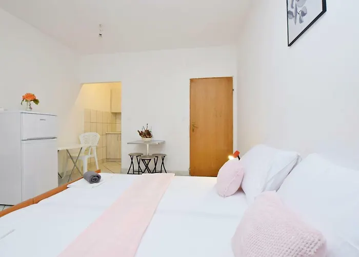 Apartament And Mila Seline