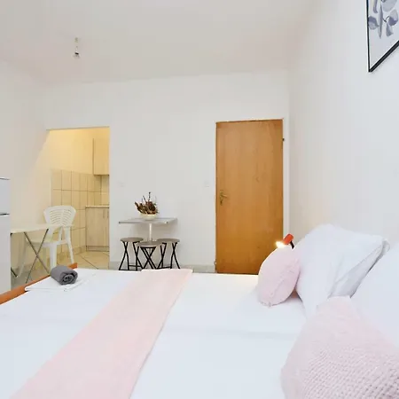 Apartamento And Mila Seline